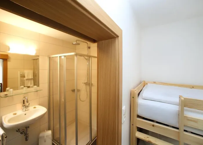 シャレー Jasmin *